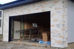 LEDGE STONE